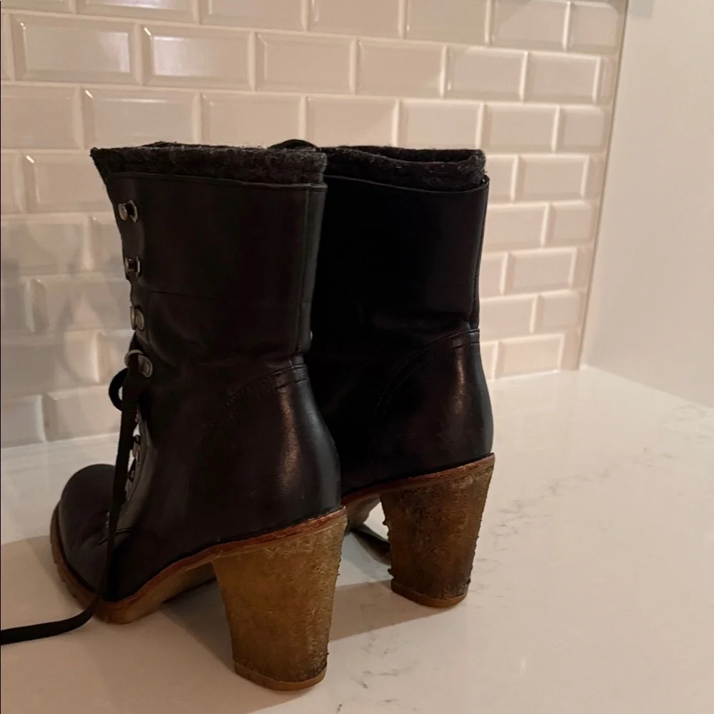 UGG Black and Brown Lace-Up Boots - Picture 3 of 4
